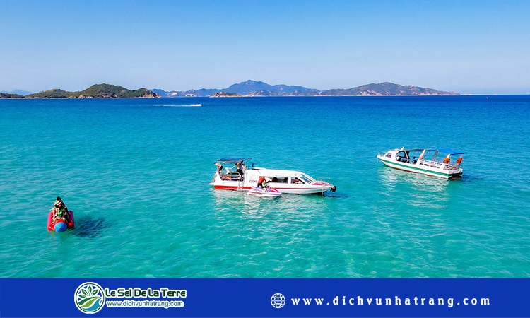 Cho thuê cano Nha Trang