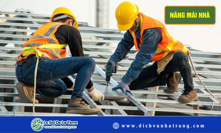 Nâng mái nhà